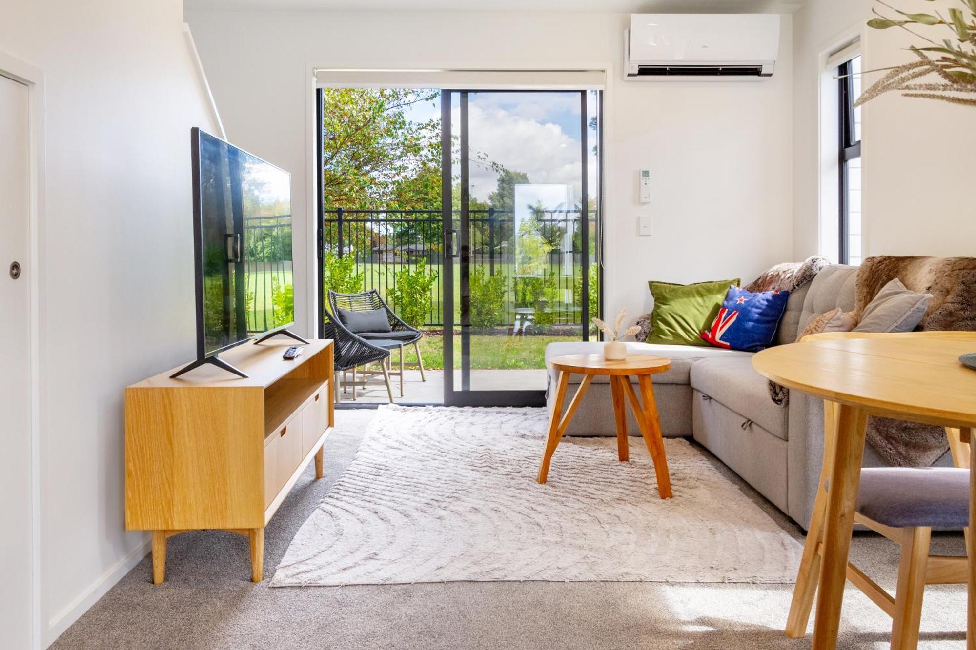 Escape At The Park: 1 Bed 1 Bath W/Carpark Apartment ไครสต์เชิร์ช ภายนอก รูปภาพ